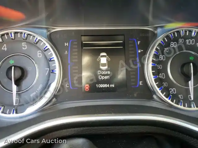 2015 Chrysler 200 1C3CCCAB7FN725648 — photo 8 de la vente Copart