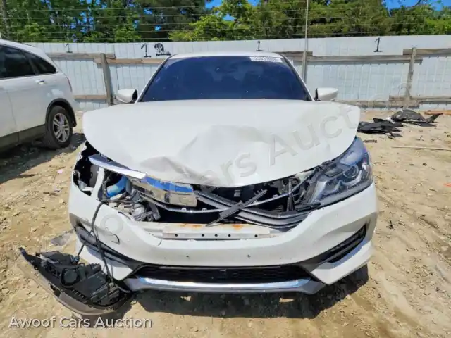 2017 Honda Accord 1HGCR2F11HA216008 — photo 5 de la vente Copart