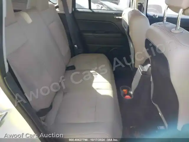 2016 Jeep Compass 1C4NJDBB6GD731057 — Iaai auction photo 8
