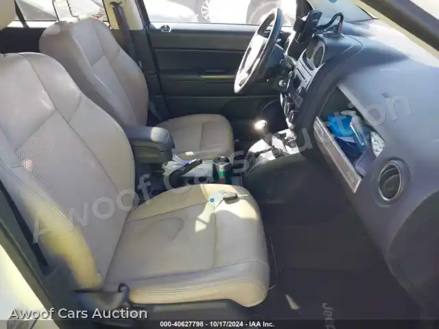 2016 Jeep Compass 1C4NJDBB6GD731057 — Iaai auction photo 5