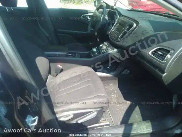 2016 Chrysler 200 1C3CCCAB9GN125909 — Iaai auction photo 5