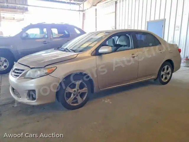 2013 Toyota Corolla 2T1BU4EE8DC027323 — Copart auction photo 1