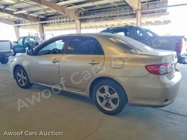 2013 Toyota Corolla 2T1BU4EE8DC027323 — Copart auction photo 2