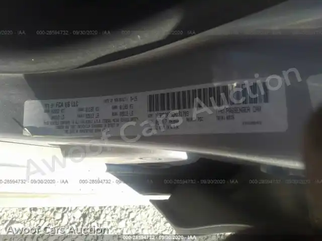 2016 Chrysler 200 1C3CCCAB8GN131703 — Iaai auction photo 9