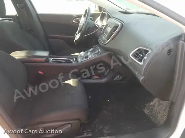 2016 Chrysler 200 1C3CCCABXGN165030 — Copart auction photo 5