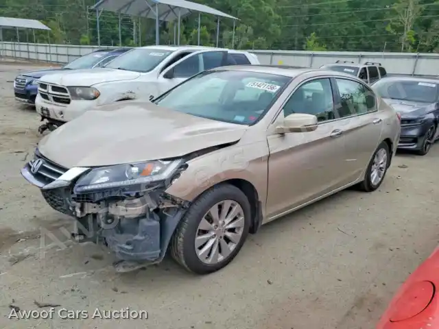 2013 Honda Accord 1HGCR2F82DA132724 — Copart auction photo 1