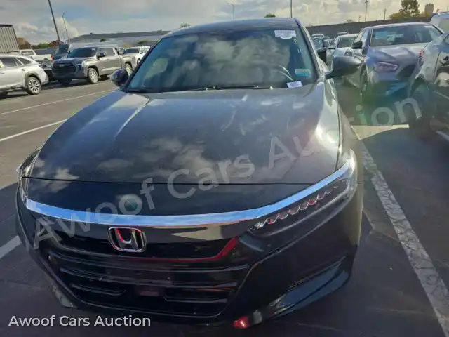 2018 Honda Accord 1HGCV1F99JA051018 — photo 2 de la vente Manheim