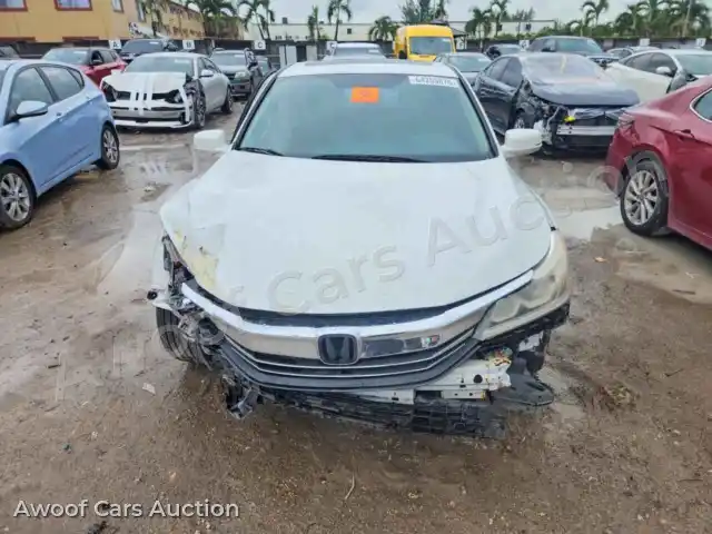 2016 Honda Accord 1HGCR2F75GA240458 — Copart auction photo 5