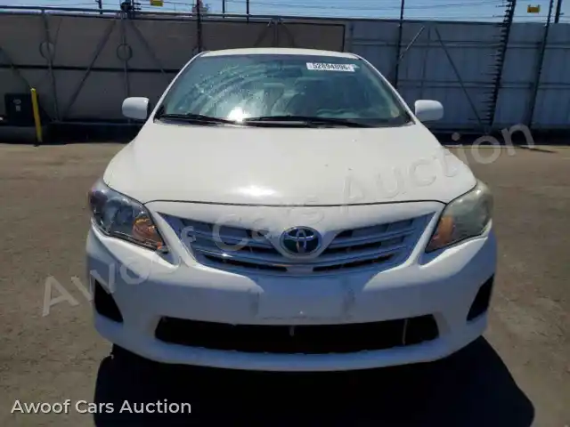 2013 Toyota Corolla 2T1BU4EE8DC947372 — Copart auction photo 5