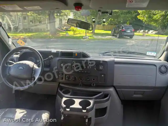 2013 Ford Econoline 1FTNE2EW5DDB17877 — Copart auction photo 9