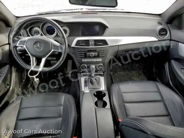 2012 Mercedes-Benz C-Class WDDGJ4HB7CF756067 — Copart auction photo 8