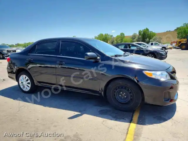 2013 Toyota Corolla 2T1BU4EE0DC091632 — Copart auction photo 4
