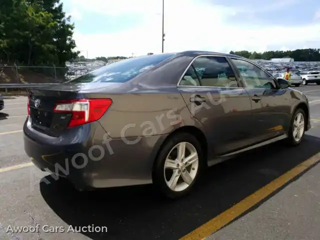 2014 Toyota Camry 4T1BF1FK5EU800939 — Manheim auction photo 2