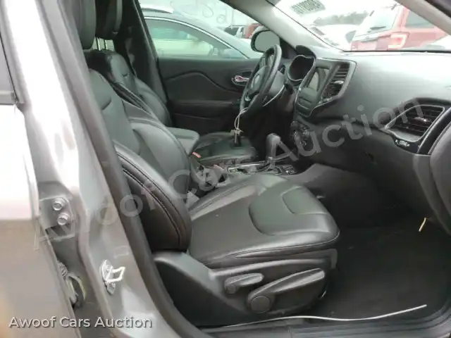 2019 Jeep Cherokee 1C4PJLLB2KD448407 — Copart auction photo 5