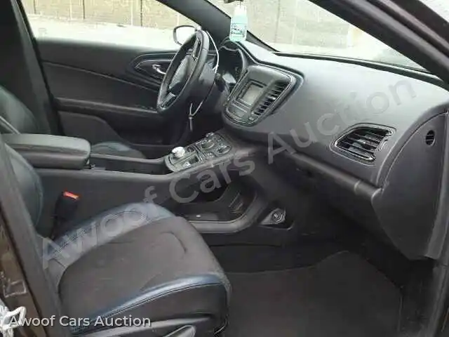 2015 Chrysler 200 1C3CCCBB8FN536683 — photo 5 de la vente Copart
