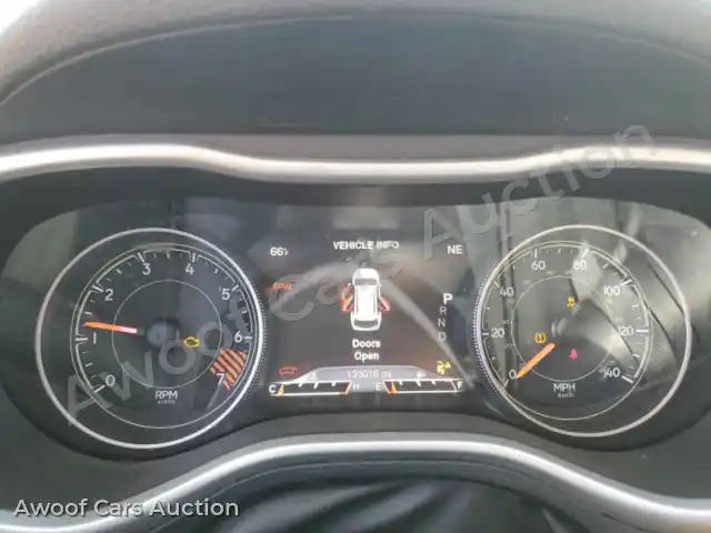 2015 Jeep Grand Cherokee 1C4PJLDB8FW690160 — photo 9 de la vente Copart