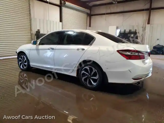2017 Honda Accord 1HGCR3F80HA014490 — photo 2 de la vente Copart