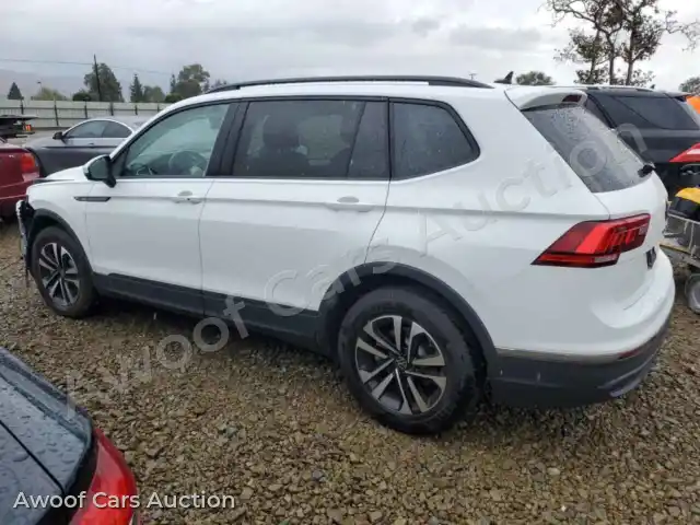 2024 Volkswagen Tiguan 3VVRB7AX4RM023217 — Copart auction photo 2