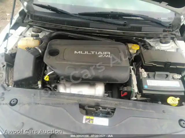 2016 Chrysler 200 1C3CCCAB7GN189513 — photo 10 de la vente Iaai