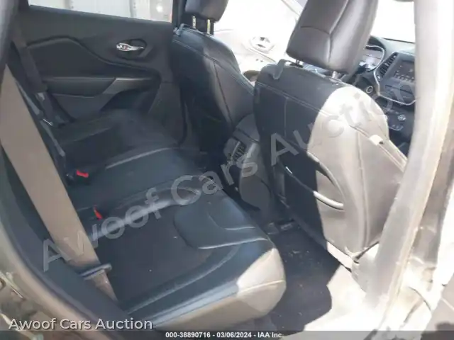 2020 Jeep Cherokee 1C4PJLLB1LD556051 — Iaai auction photo 8