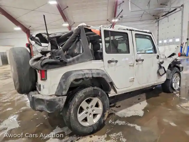 2012 Jeep Wrangler Unlimited 1C4HJWDG7CL241759 — Copart auction photo 3
