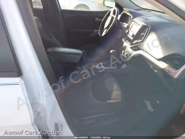 2018 Jeep Cherokee 1C4PJLCB4JD620578 — Iaai auction photo 5