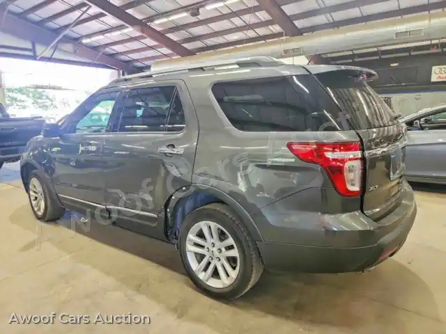 2015 Ford Explorer 1FM5K8D88FGB70584 — Copart auction photo 2
