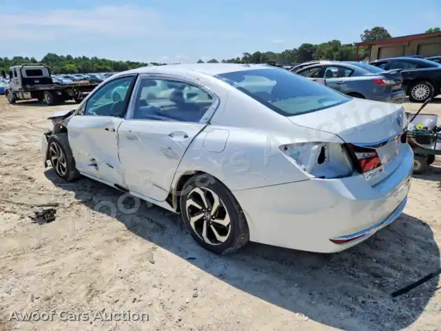 2016 Honda Accord 1HGCR2F82GA081830 — Copart auction photo 2