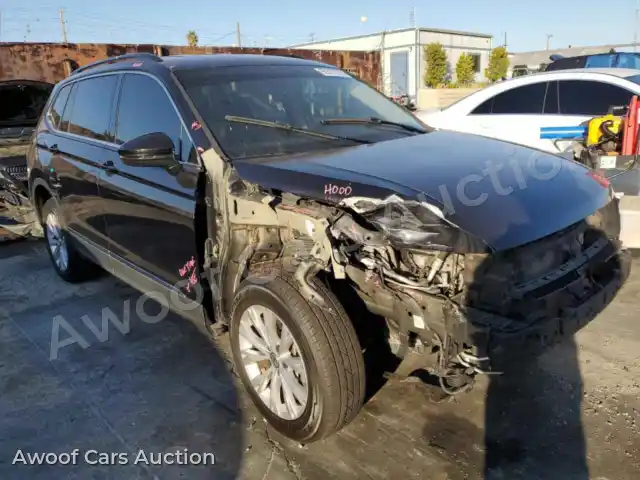 2018 Volkswagen Tiguan 3VV3B7AX6JM209853 — photo 4 de la vente Copart