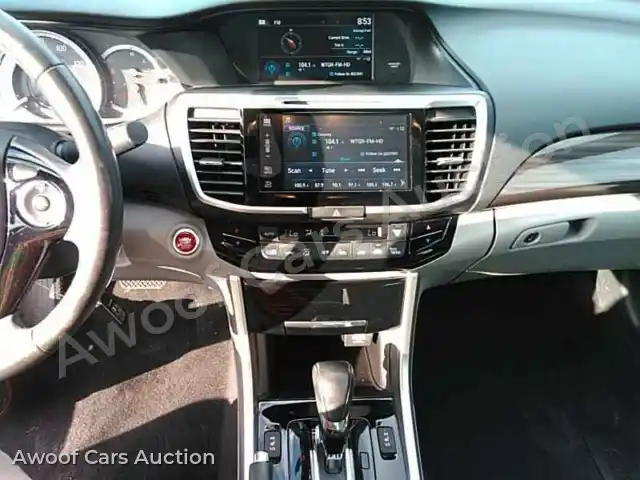 2017 Honda Accord 1HGCR2F84HA167948 — Manheim auction photo 8