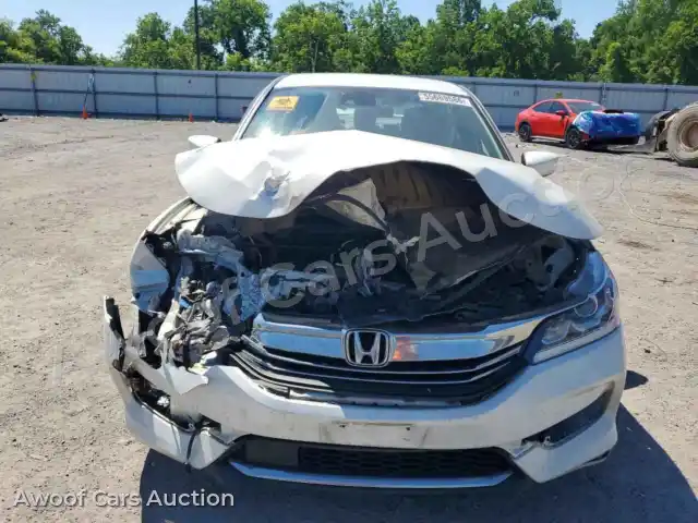 2016 Honda Accord 1HGCR2F60GA087365 — Copart auction photo 5