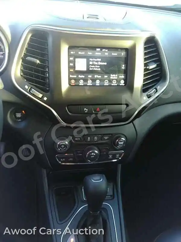 2019 Jeep Grand Cherokee 1C4PJLLB8KD434625 — Manheim auction photo 4