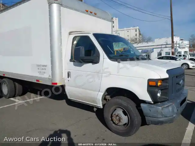 2015 Ford E-350 Cutaway 1FDWE3FL3FDA22375 — Iaai auction photo 1