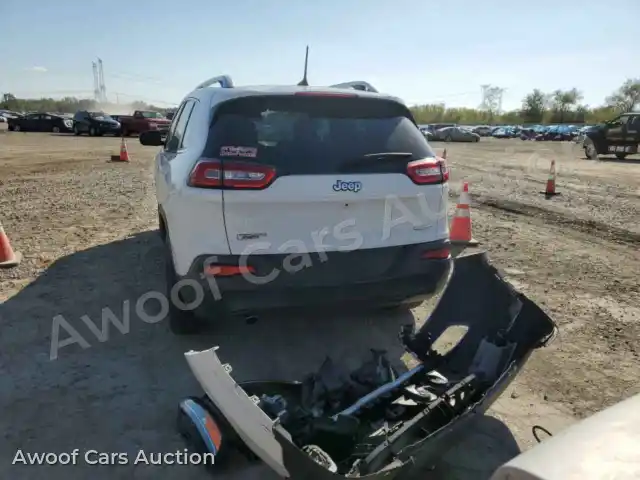 2017 Jeep Grand Cherokee 1C4PJLCBXHW623189 — photo 6 de la vente Copart