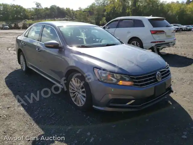 2017 Volkswagen Passat 1VWBT7A30HC000511 — photo 4 de la vente Copart