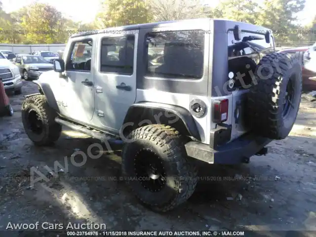 2012 Jeep Wrangler 1C4HJWFGXCL104263 — Iaai auction photo 3
