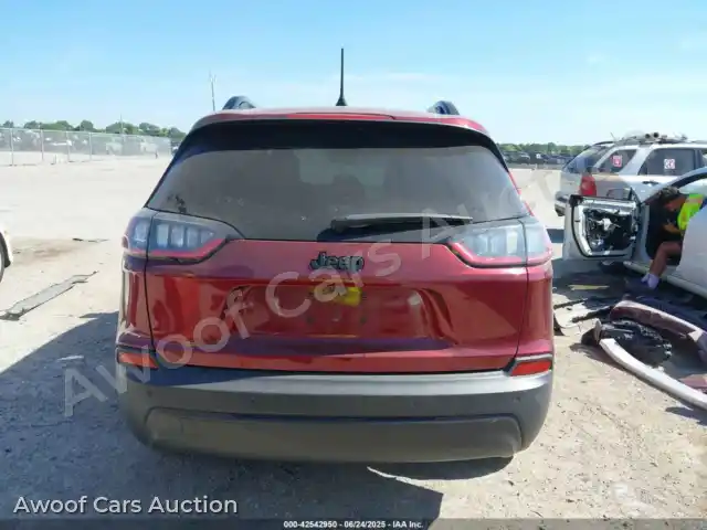 2021 Jeep Cherokee 1C4PJLLB4MD112521 — hoton gwanjo Iaai na 17
