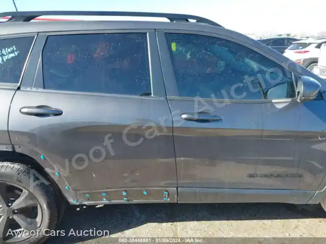2019 Jeep Cherokee 1C4PJLLB0KD458076 — Iaai auction photo 13