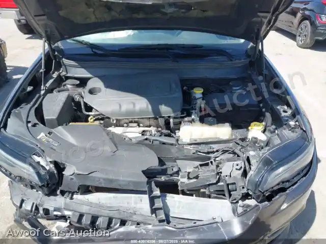 2019 Jeep Cherokee 1C4PJLLB0KD458076 — Iaai auction photo 10