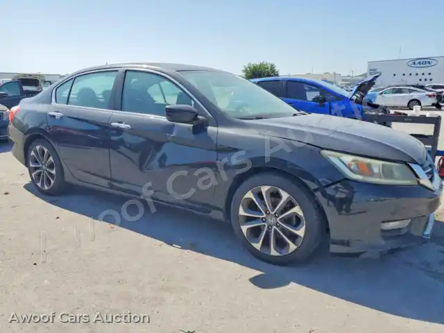 2015 Honda Accord 1HGCR2F59FA157354 — Copart auction photo 4