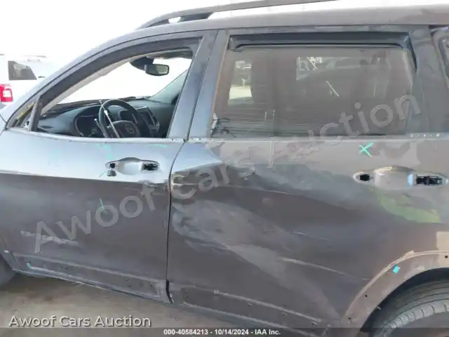 2021 Jeep Cherokee 1C4PJLLB2MD240496 — photo 14 de la vente Iaai