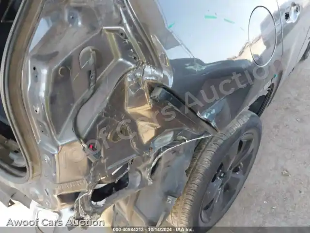 2021 Jeep Cherokee 1C4PJLLB2MD240496 — photo 6 de la vente Iaai