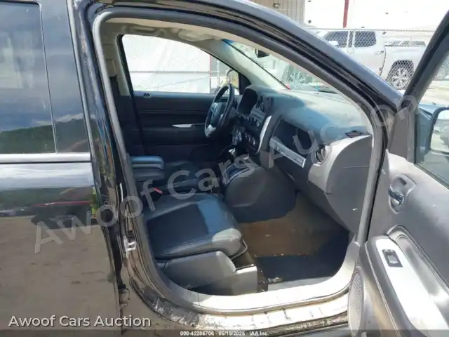 2016 Jeep Compass 1C4NJCEA3GD715153 — Iaai auction photo 5
