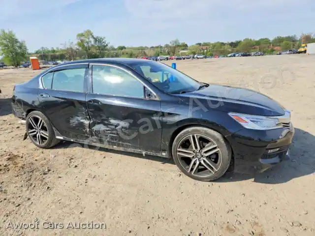 2017 Honda Accord 1HGCR3F92HA012765 — hoton gwanjo Copart na 4