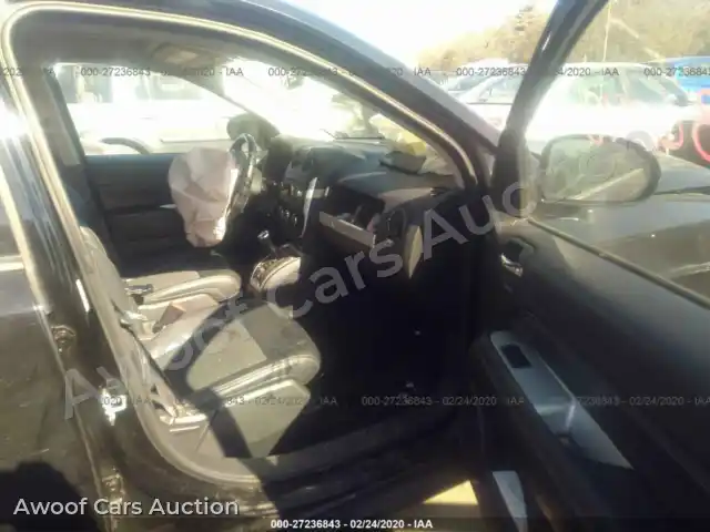 2016 Jeep Compass 1C4NJDEB1GD598610 — Iaai auction photo 5
