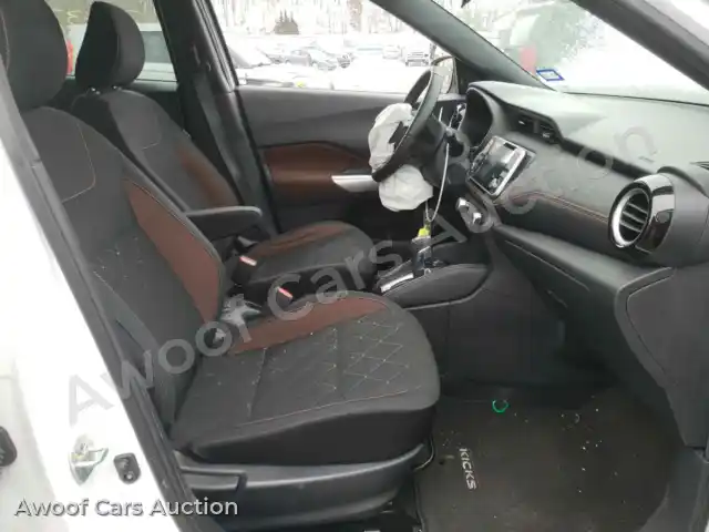 2018 Nissan Kicks 3N1CP5CU3JL528000 — hoton gwanjo Copart na 5