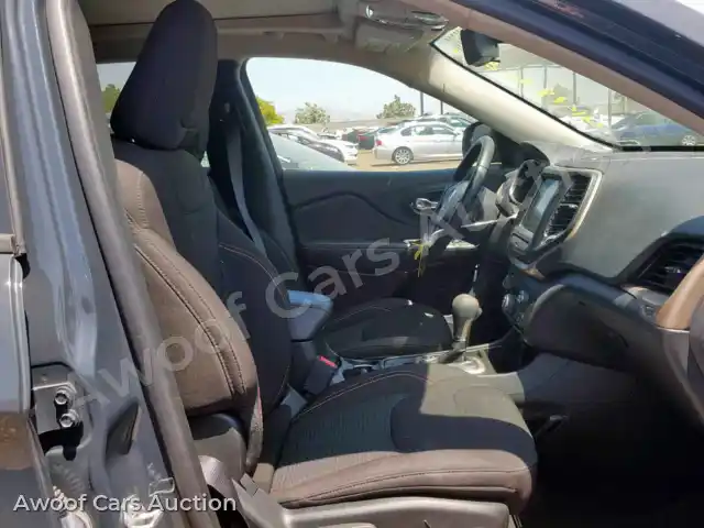 2017 Jeep Cherokee L 1C4PJLCBXHW554567 — hoton gwanjo Copart na 5