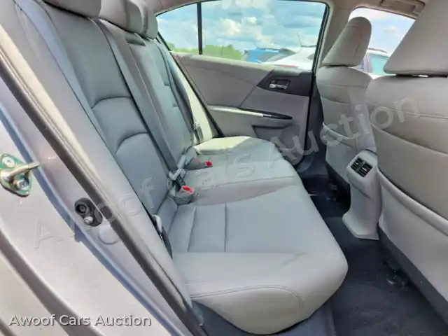 2017 Honda Accord 1HGCR3F88HA044143 — hoton gwanjo Copart na 10