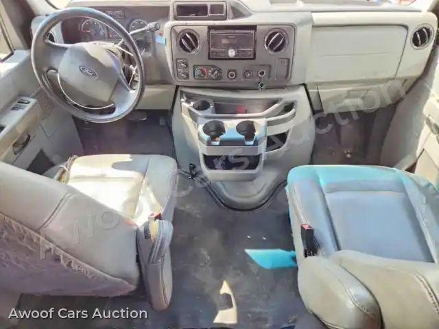 2009 Ford Econoline 1FBNE31L19DA73843 — Copart auction photo 8