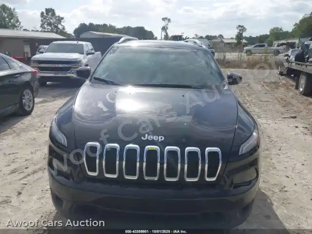 2018 Jeep Cherokee 1C4PJLCB4JD595102 — Iaai auction photo 12